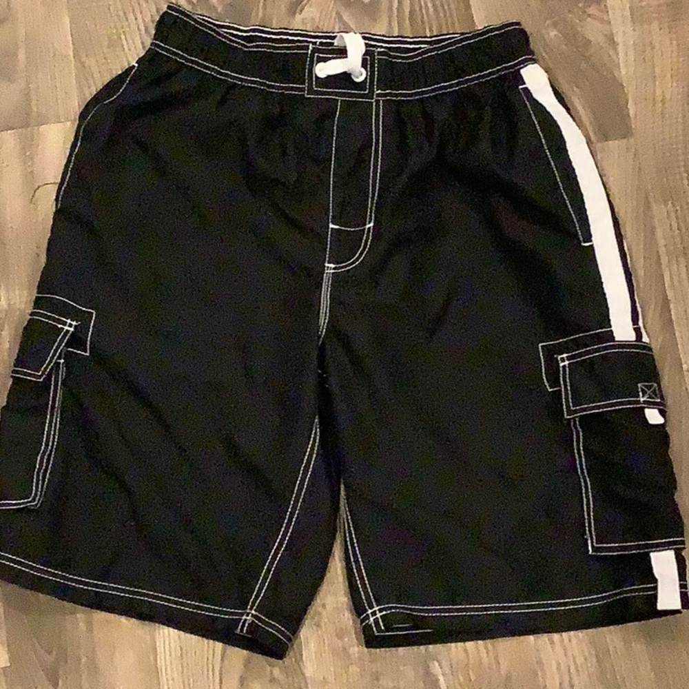 Men’s swim trunks good condition
